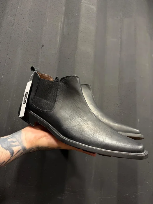 Bota Estilo Chester Modelo Fidel Cuero Vacuno Genuino