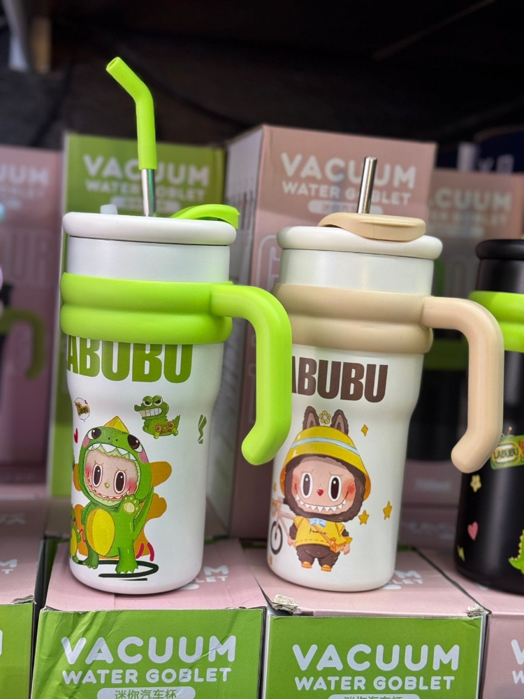 Vaso Térmico Frío/calient Pico +sorbete Labubu Friends 700ml - Imagen 4