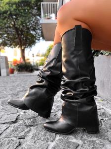 Art Brenda Botas Arrugadas