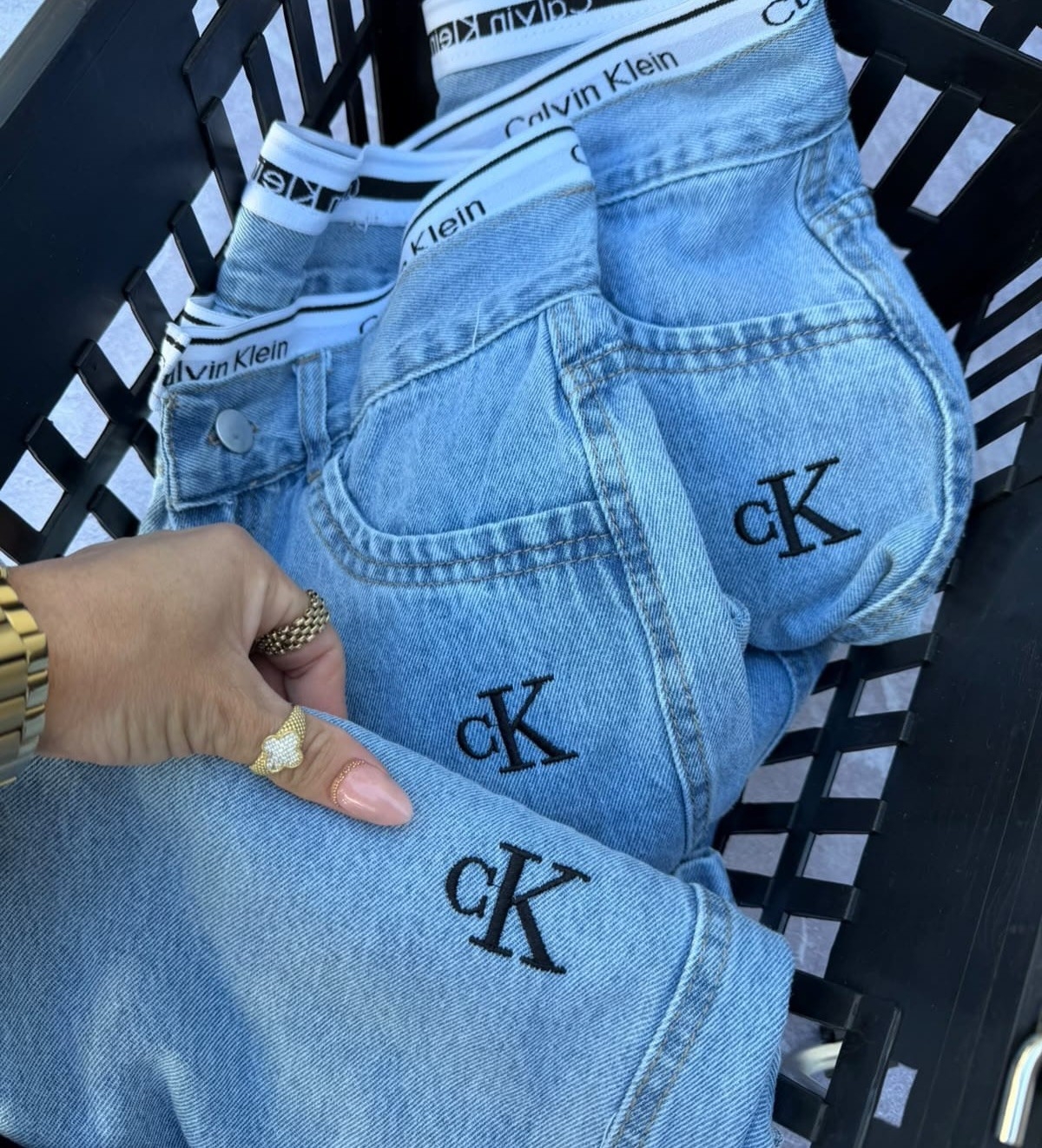 Pantalón Calvin Klein - Imagen 1