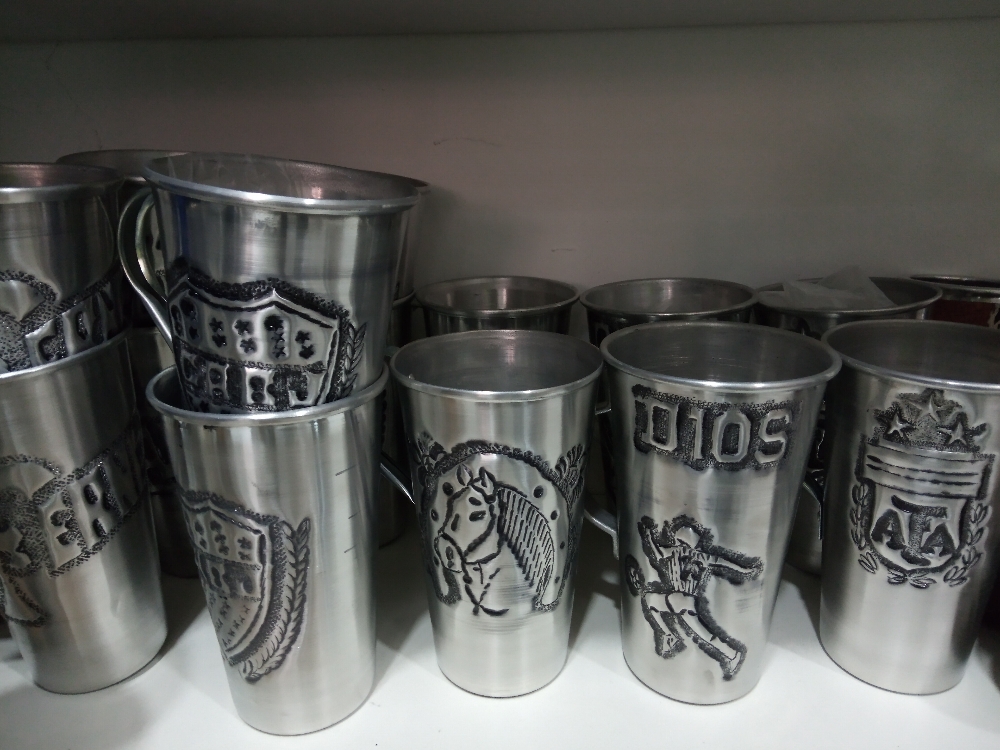 Jarra de Aluminio Cincelada 1l Varios Modelos - Imagen 3