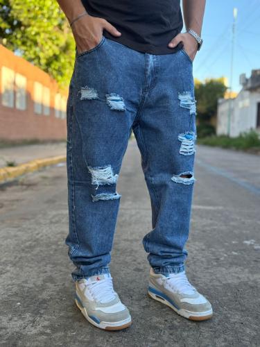 Jean Mom Azul con Roturas