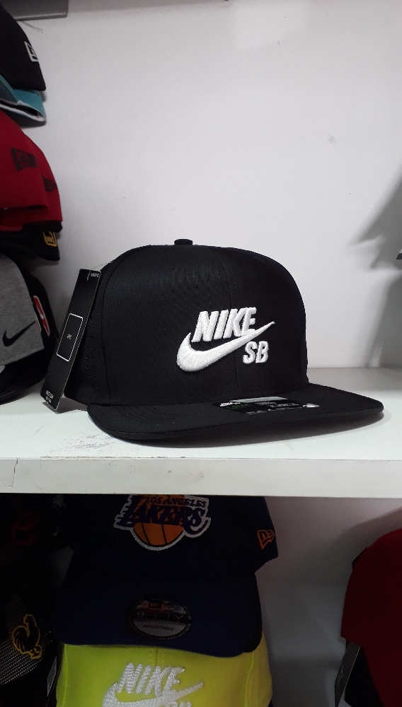 Gorras - Imagen 2