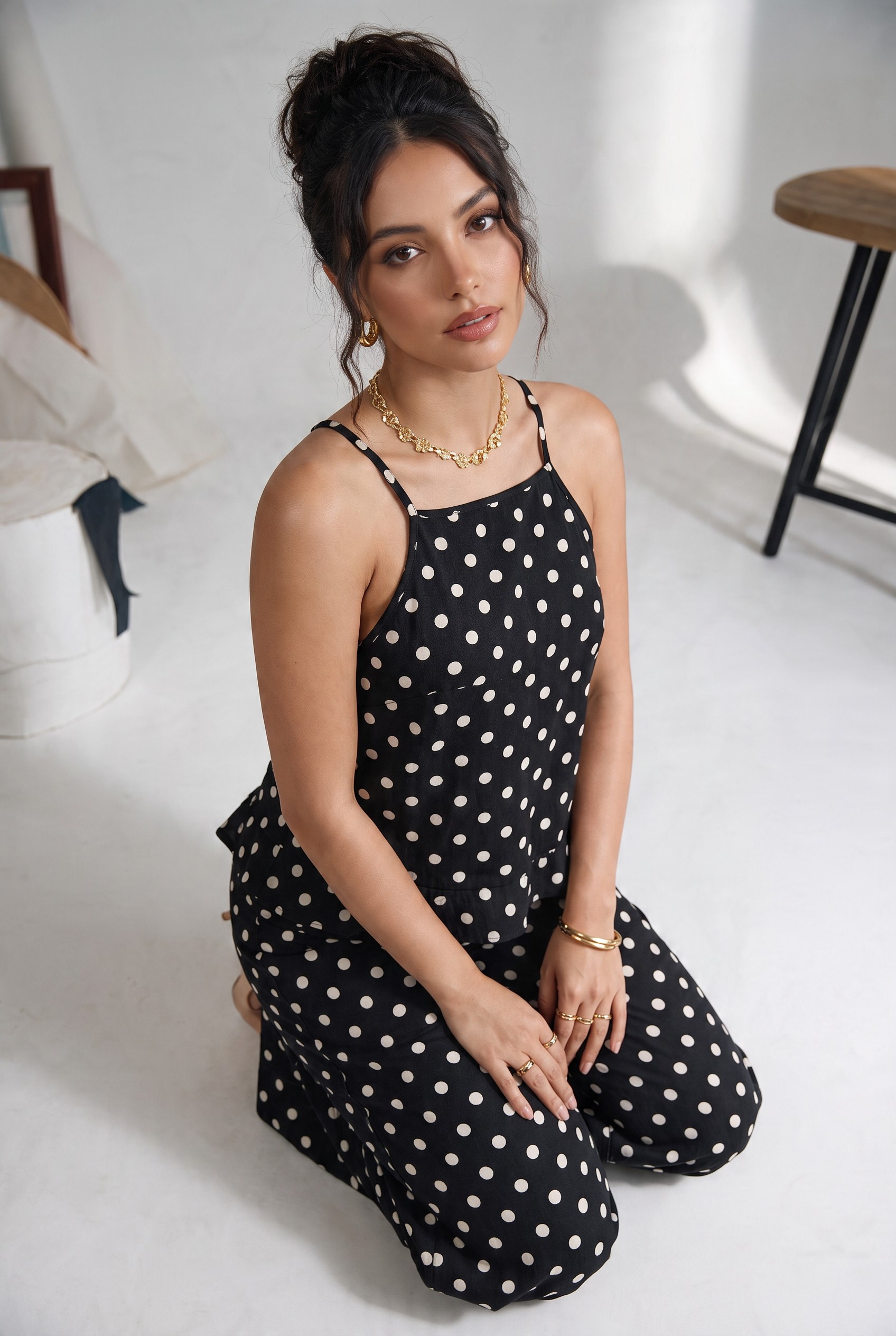 Conjuntos Anali Polka Dots - Modelos%20Fashion%20IA-7622538a-dbf2-453d-832e-bad7b77ba5ae.jpg