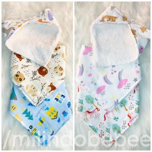Babero Bandana con Peluche