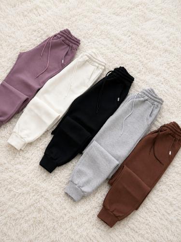 Jogger Frizado