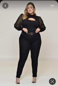 Pantalon Clásico de Bengalina con Boton y Cierre.