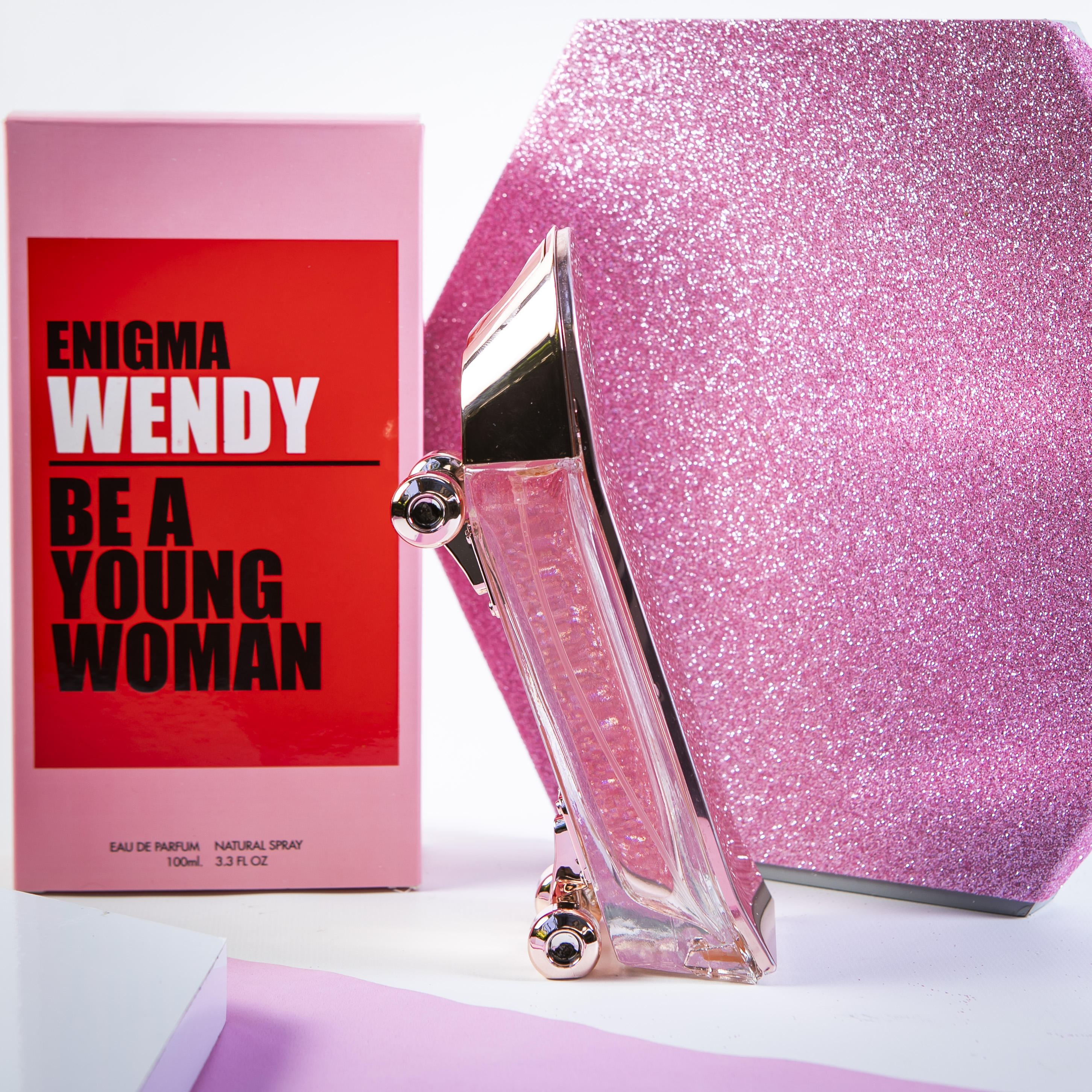 Perfume "212 Héroes For Her" - WENDY.jpg
