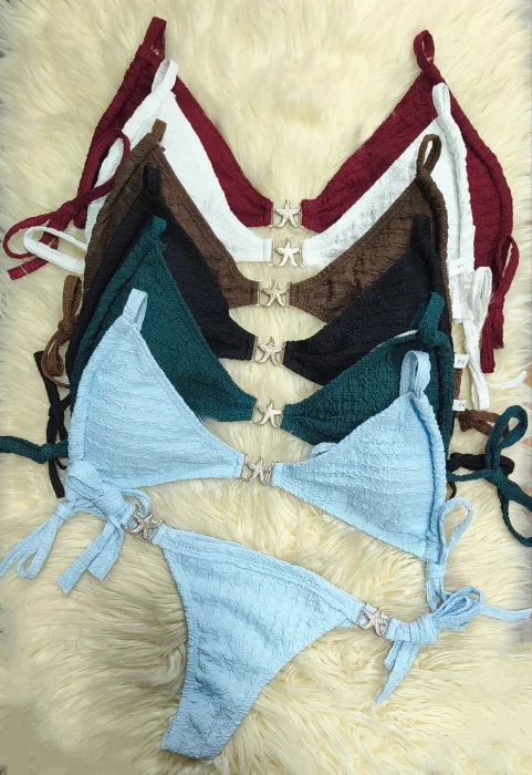 Bikinis con Dijes