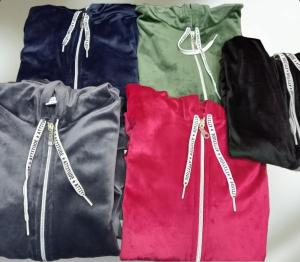 Campera Frizado Plush Talle 3-4-5- - Miniatura 3