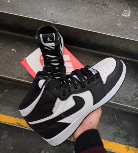 Bota Jordan 1 Blackwhite - Miniatura 2