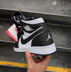 Bota Jordan 1 Blackwhite - Miniatura 3