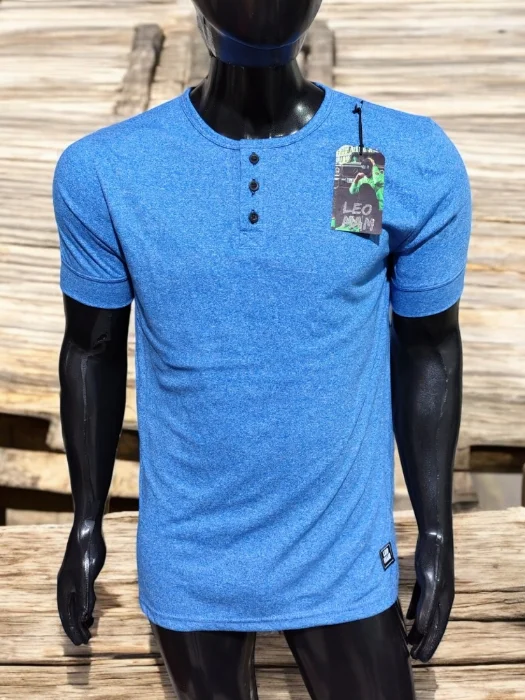 Remera con Botón
