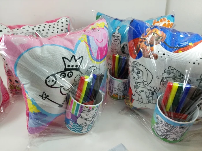 Combo Taza ,almohada para Pintar 6 Marcadores