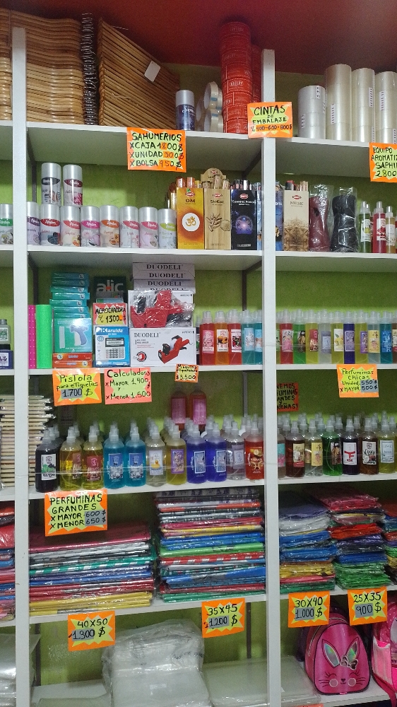 Perchas de Madera Reforzada Adultos y Niños - Imagen 3