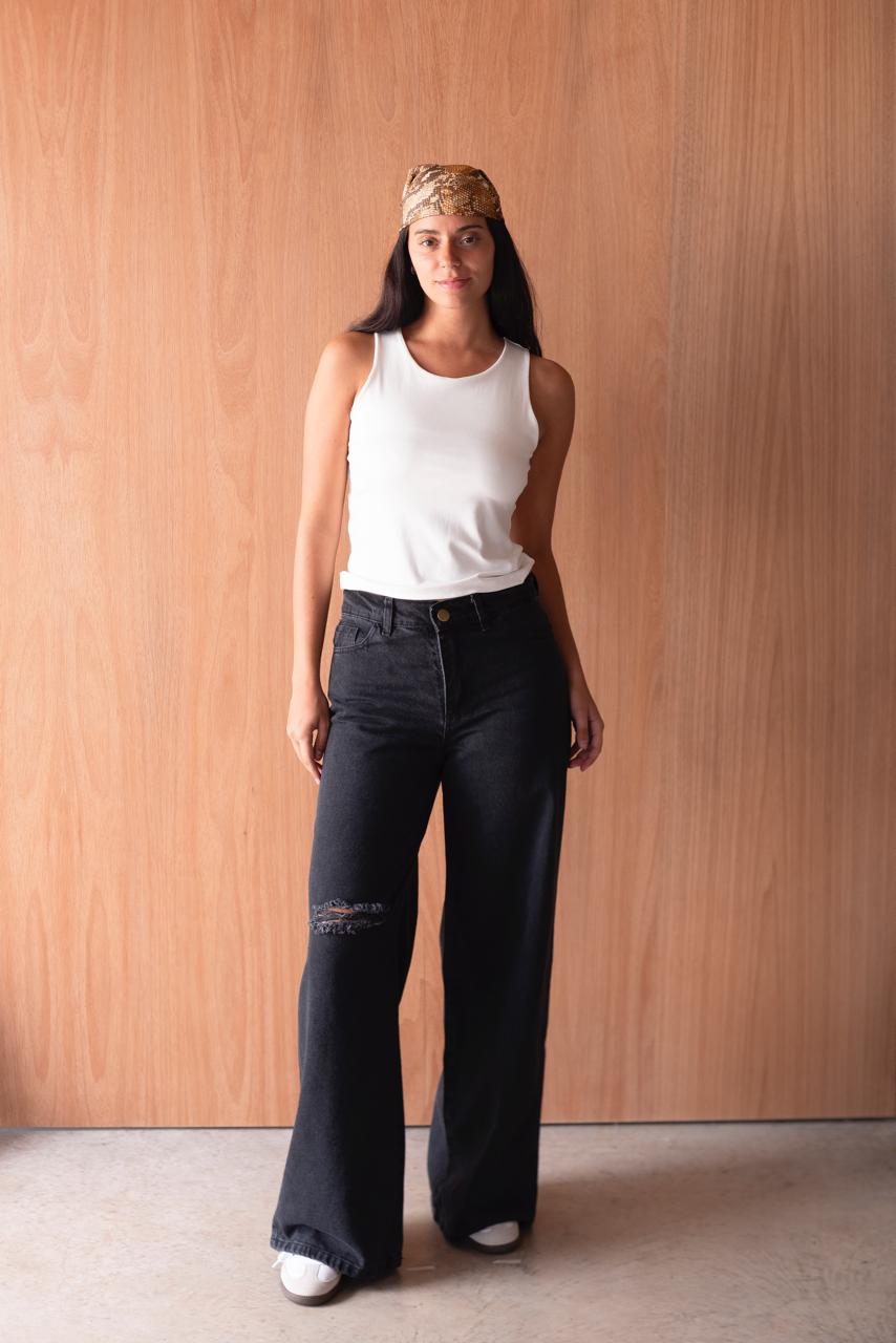 Jean Wide con Rotura - WhatsApp%20Image%202026-10-06%20at%201.15.19%20PM%20(2).jpeg