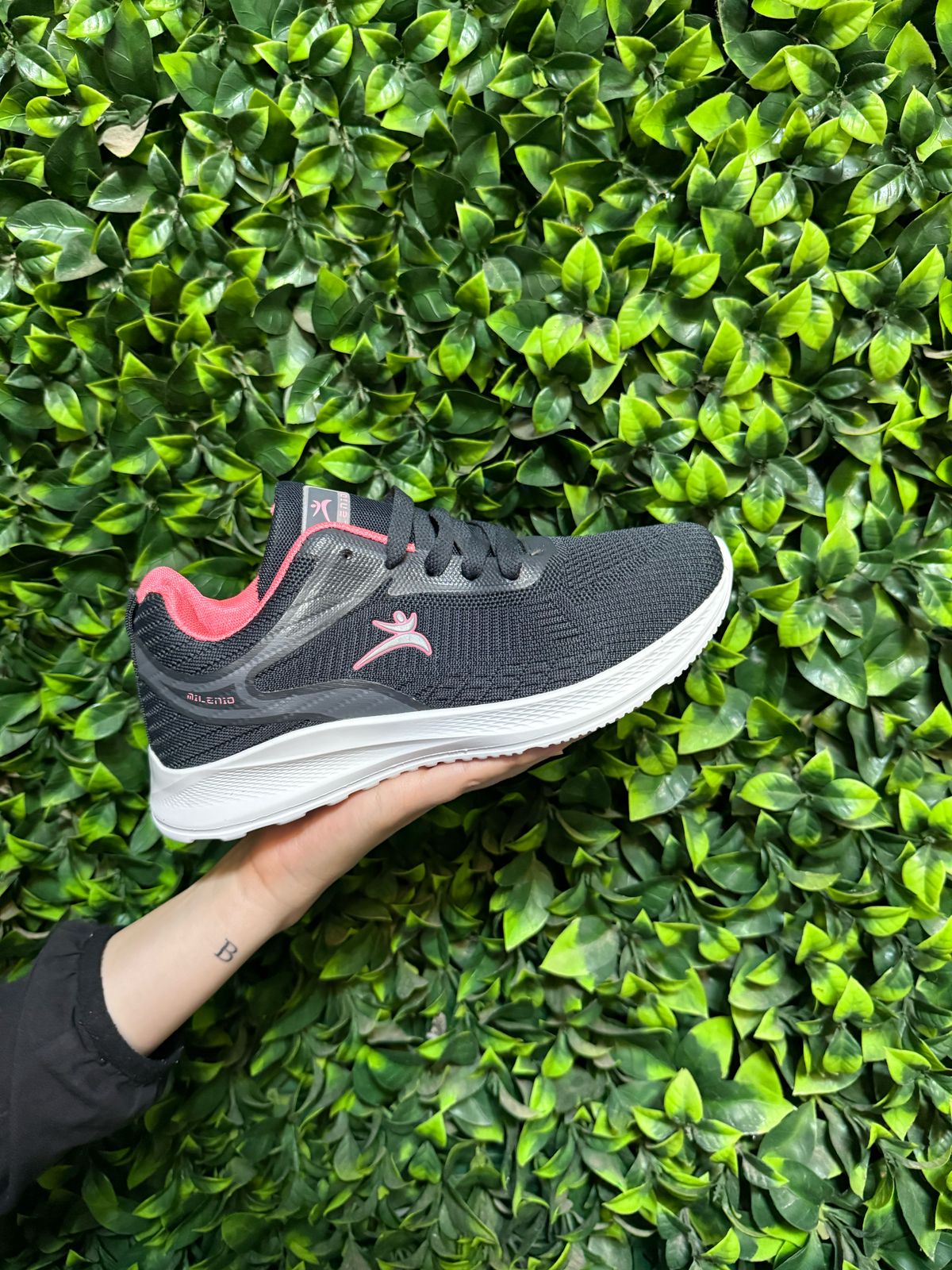 Zapatillas Importadas de Dama - Gris%20con%20rosa.jpg
