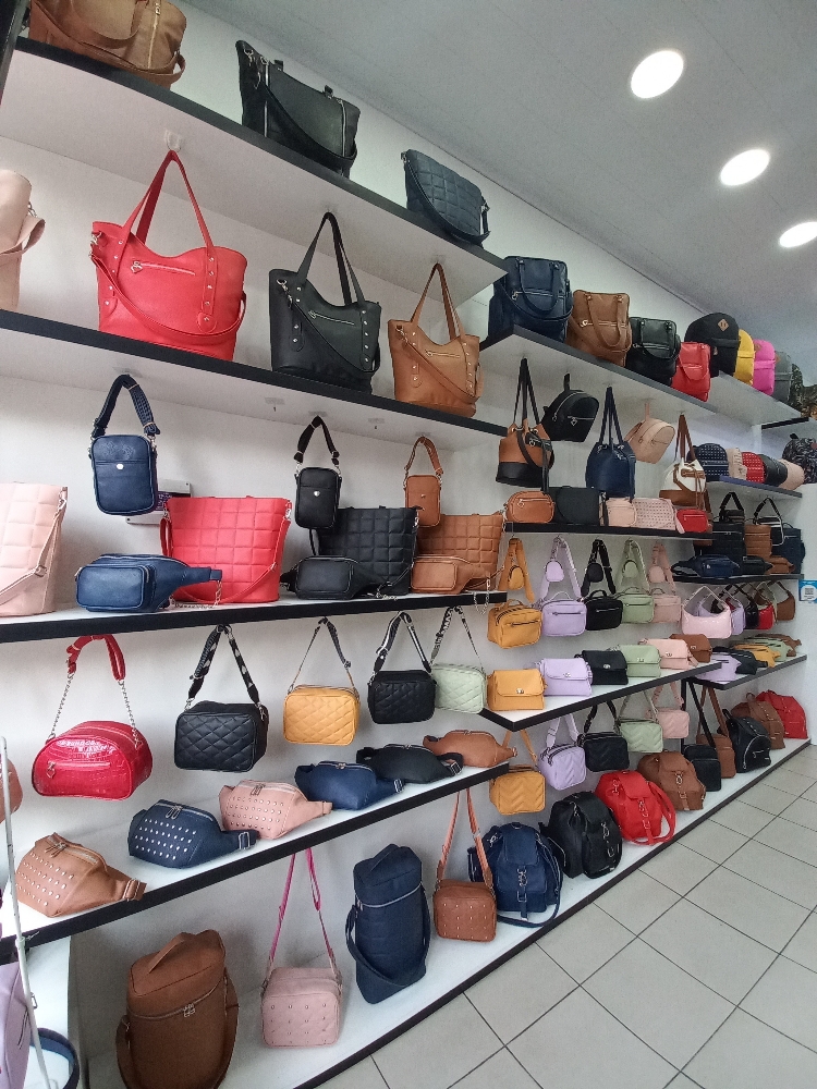 Fabricantes Directos de Carteras - Bandoleras - Riñoneras - Cintos - Correas y mas - Imagen 7