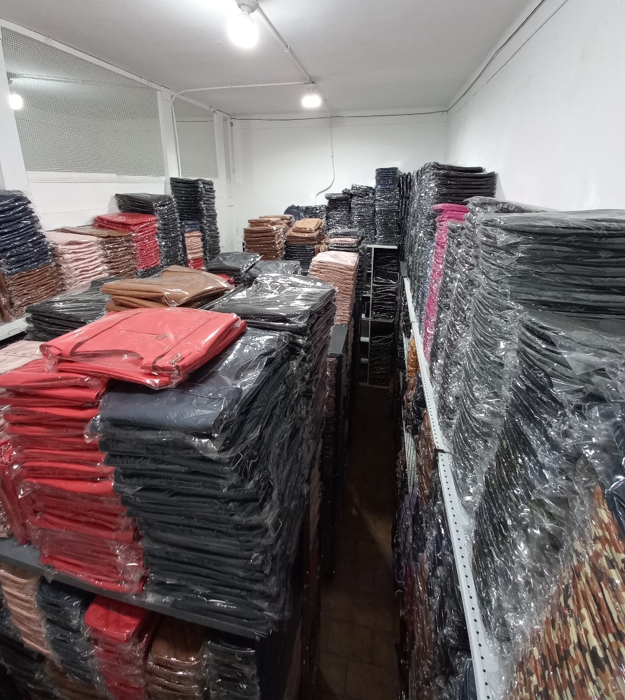Fabricantes Directos de Carteras - Bandoleras - Riñoneras - Cintos - Correas y mas - Imagen 3