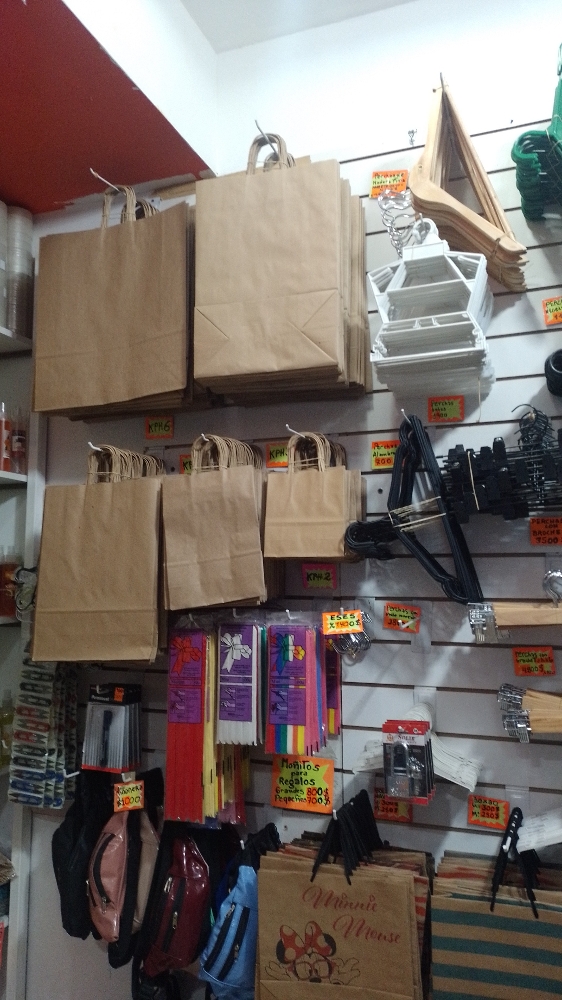 Perchas de Madera Reforzada con Broche - Imagen 2