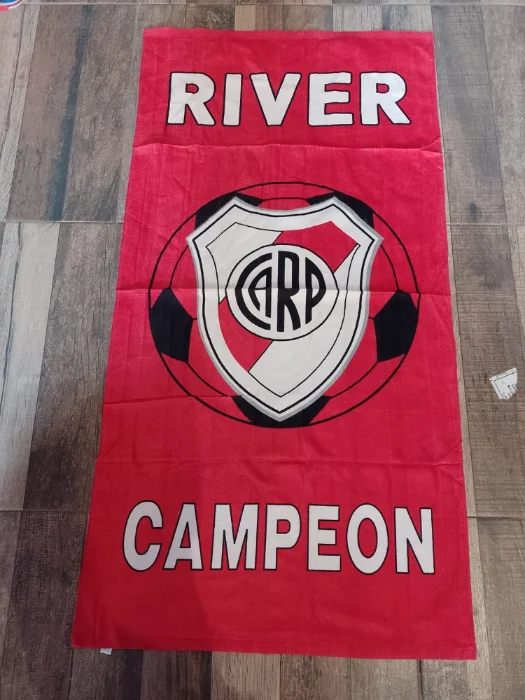 Toallones de River  Importados