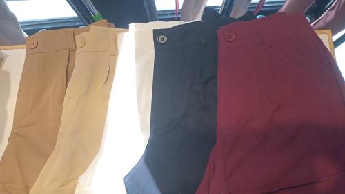 Short  Crepe Sastrero - Miniatura 2
