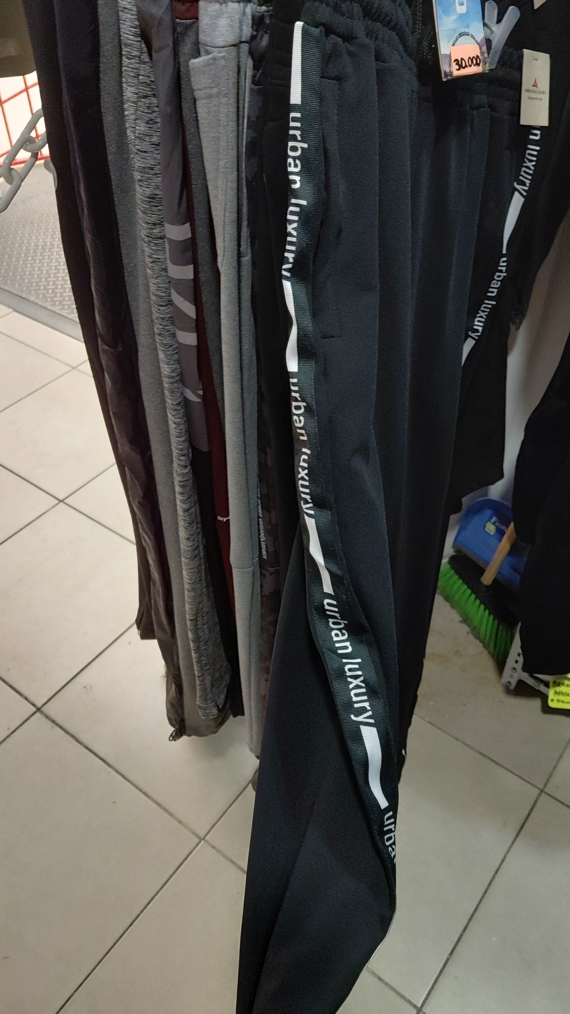 Pantalón Dominic Urban Luxury - Imagen 6