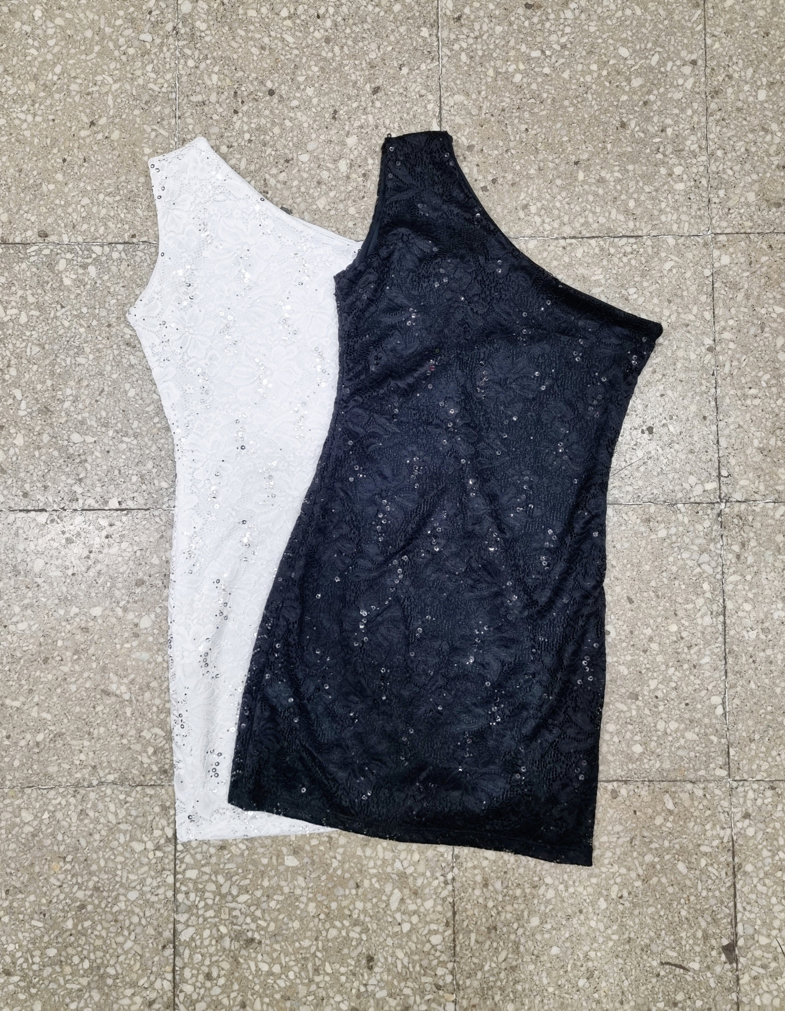 Vestido un Hombro - Encaje C/lentejuela - Imagen 2