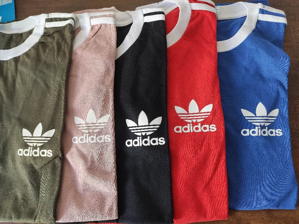 Remera Adidas Retro Negra - Imagen 2
