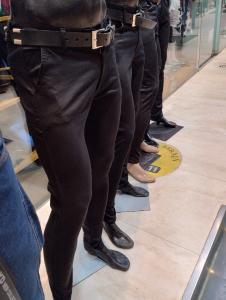 Pantalones Corté Chino Negro
