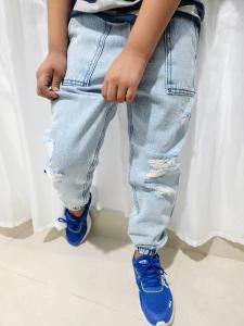 Jogger Moon Niño