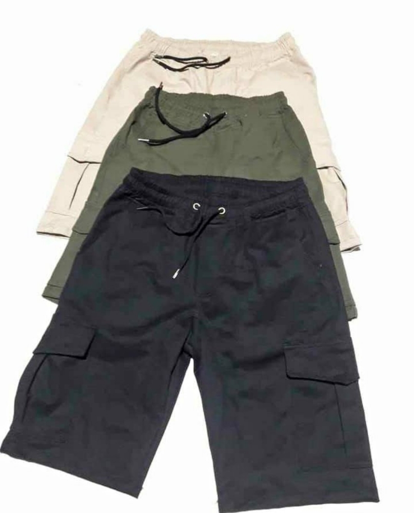 Bermuda Cargo de Gabardina - Imagen 2