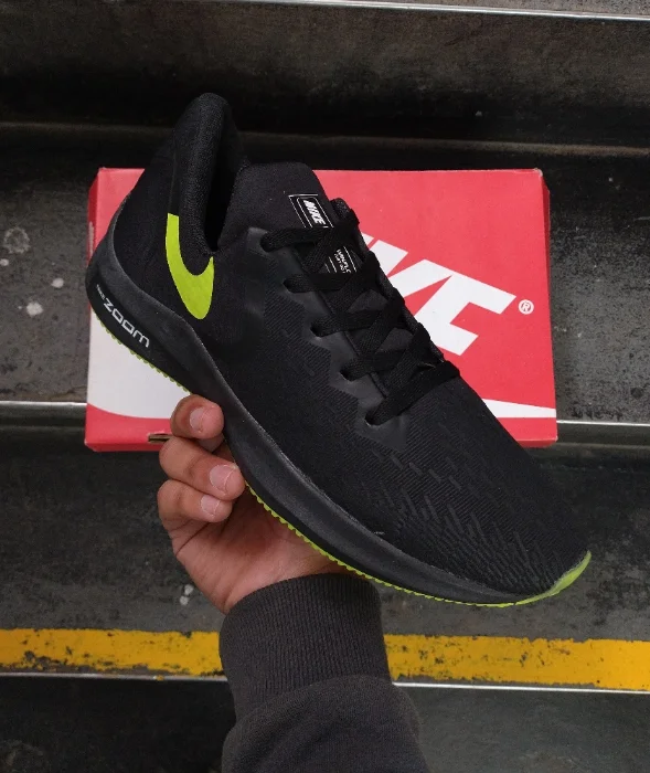 Nike Zoom Winfloo Blackgreen