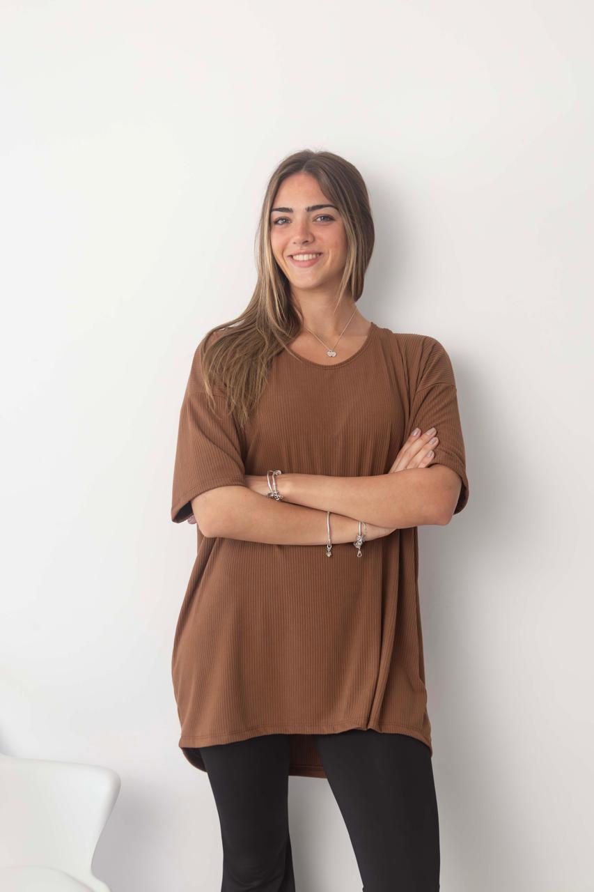 Remera Tefi - WhatsApp%20Image%202026-10-22%20at%2013.21.24%20(1).jpeg