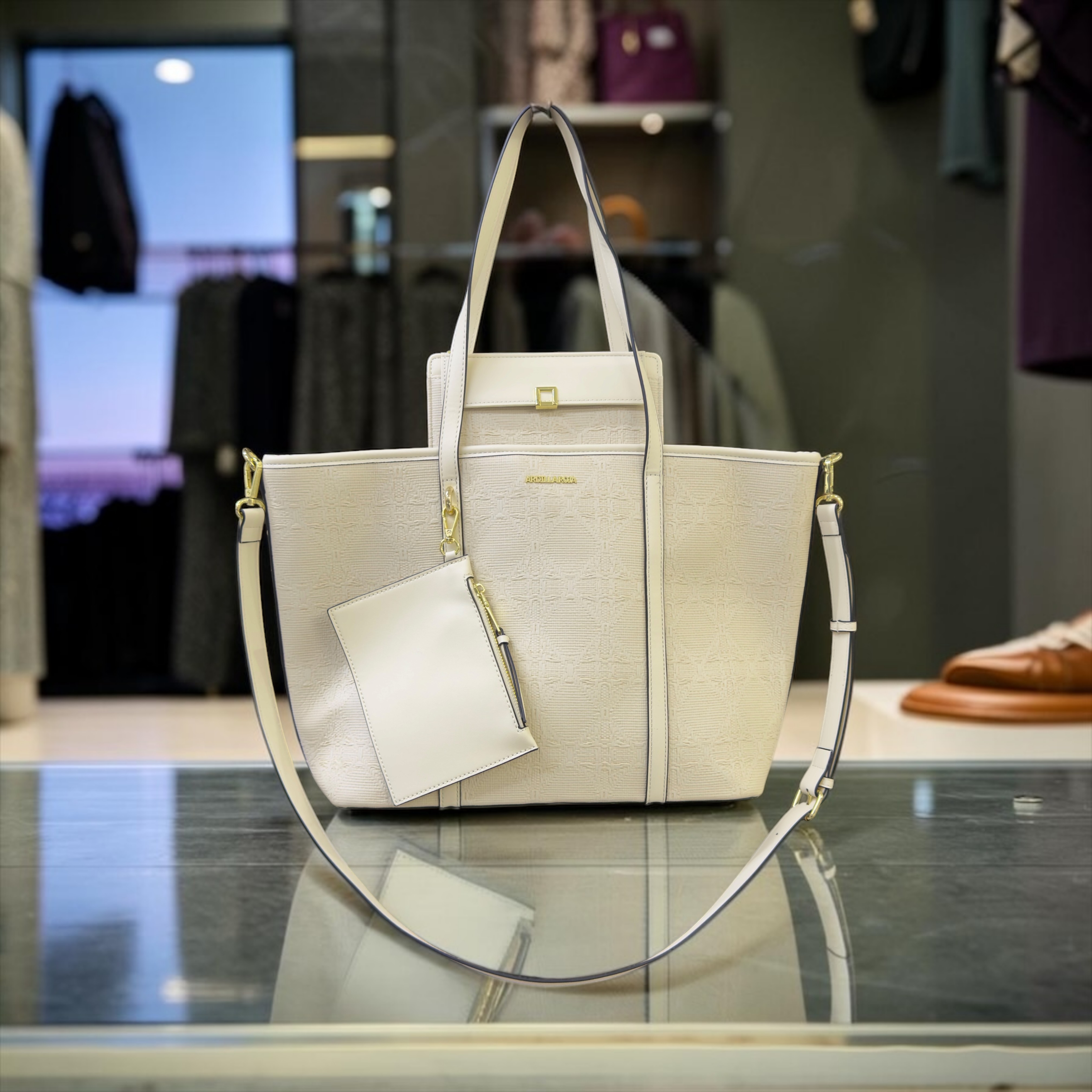 Carteras de Excelente Calidad - 68418c7d-e082-40fd-977c-c746ad17611c.jpg