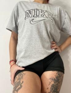 Remera Nike Bordada Algodón Peinado