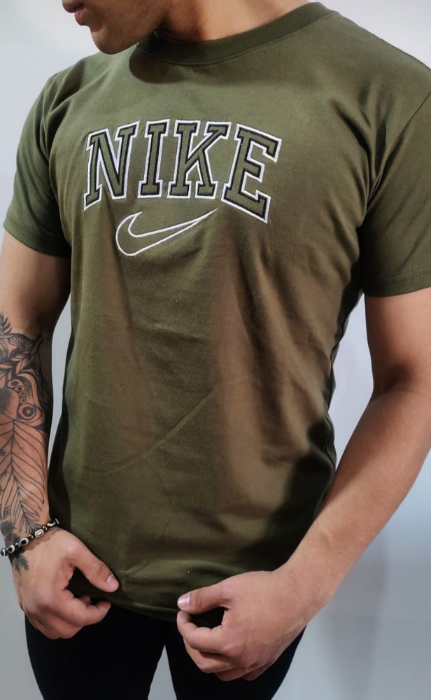 Remera Nke Bordada Algodón Peinado - Imagen 3