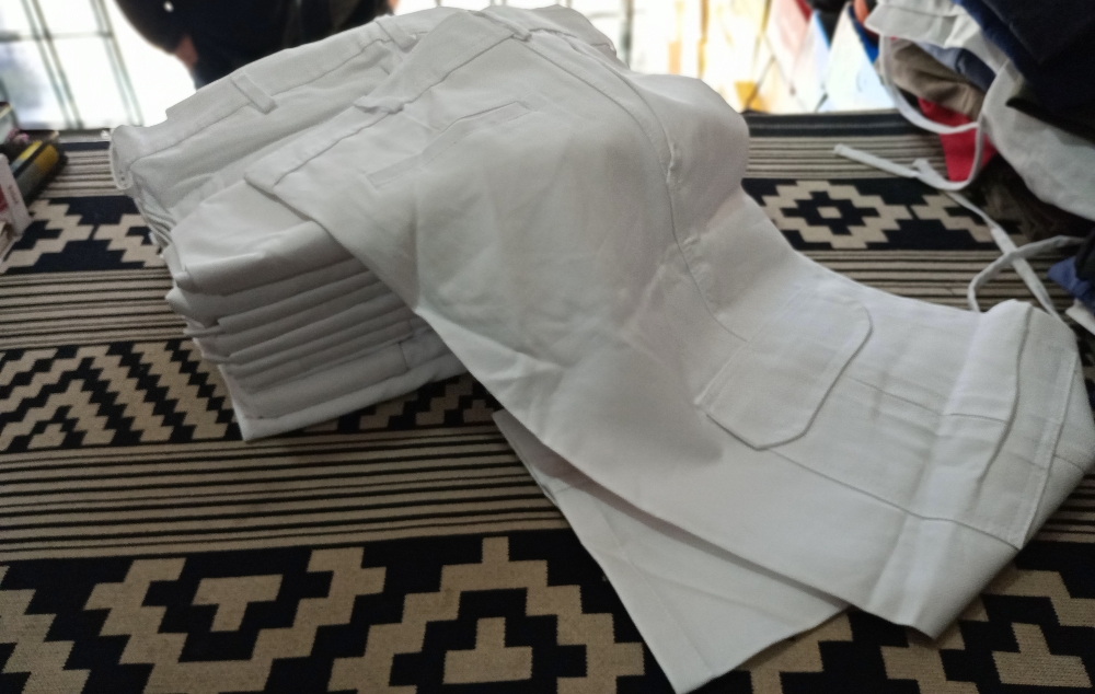 Pantalón Cargo de Trabajo Blanco para Frigorífico Triple Costura - Imagen 5