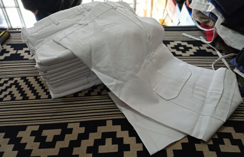 Pantalón Cargo de Trabajo Blanco para Frigorífico Triple Costura - Imagen 6