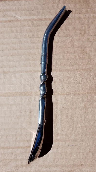 Bombilla Pico de Loro Torneada de Acero 19cm
