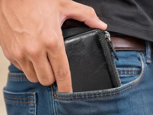 Billetera Importada de Hombre con Cierre Metálico