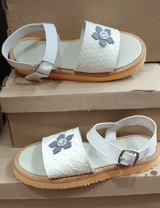 Sandalias Canasta de Nena