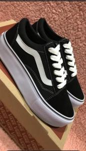 Vans Altas
