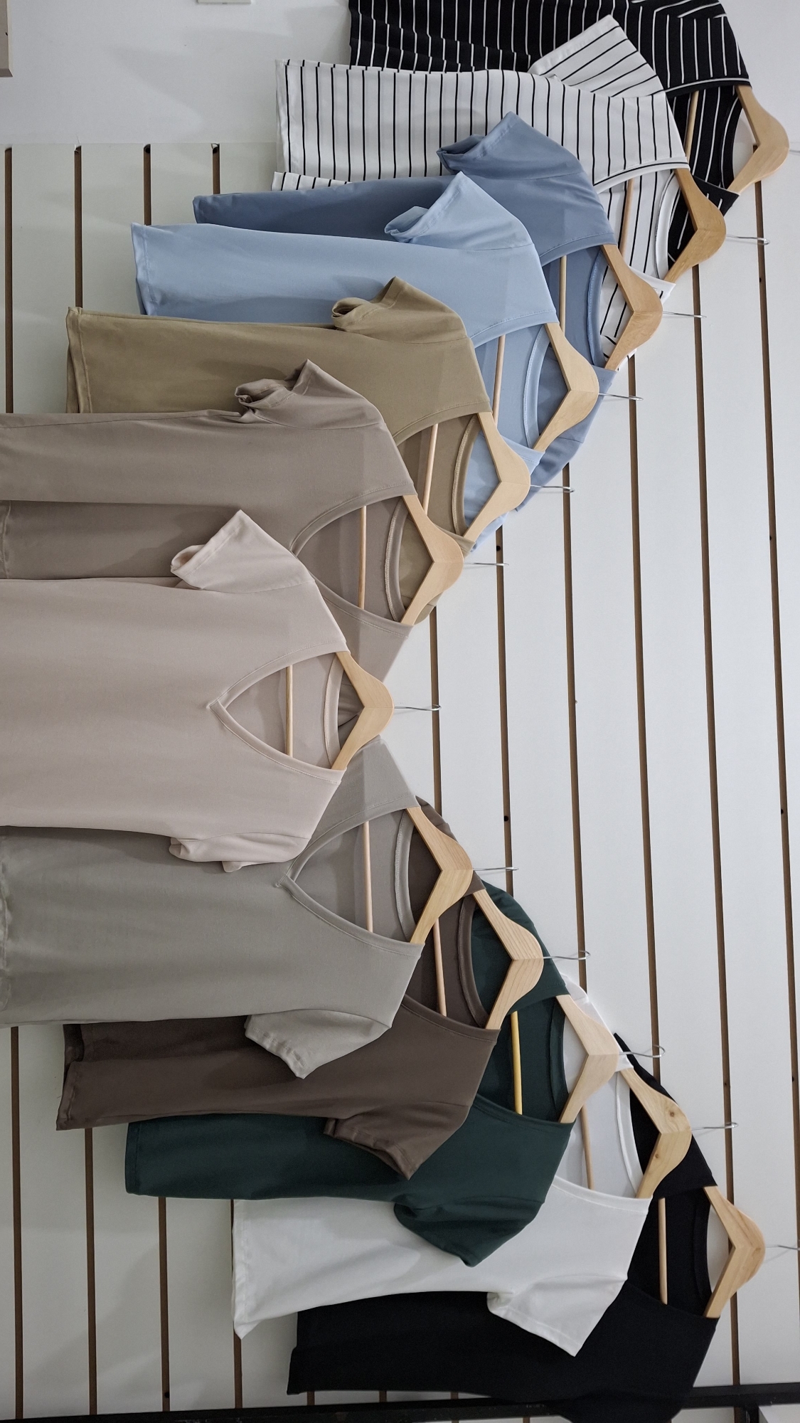 Remera en V por Talles - Modal Viscosa - Imagen 2