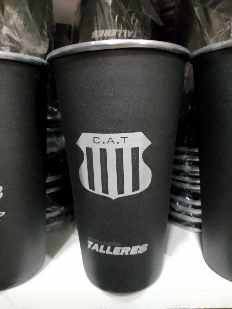 Vaso Fernet de Aluminio Grabado 1 Litro de Velez Talleres y Quilmes - Imagen 2