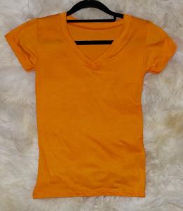 Remera Escote V de Viscosa con Lycra
