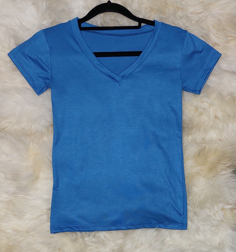 Remera Escote V de Viscosa con Lycra - Imagen 3