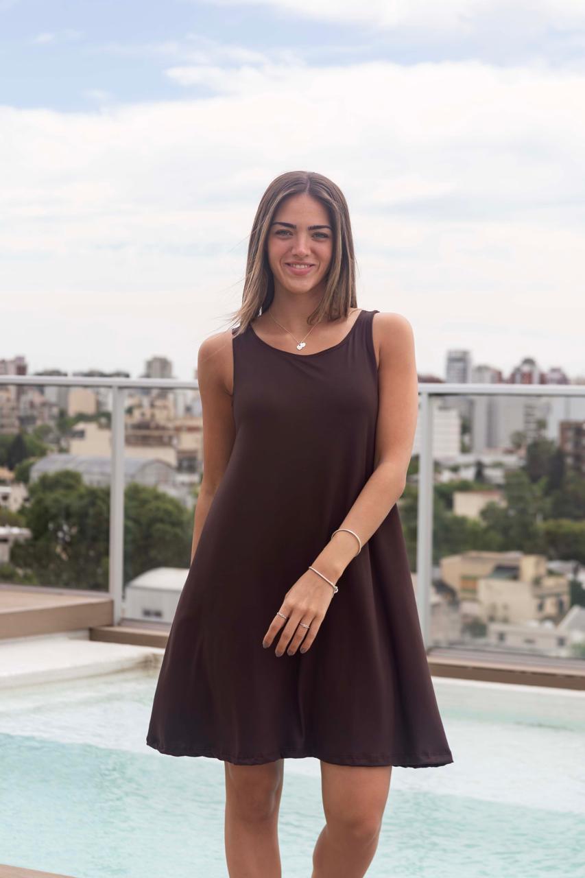 Vestido Bobo Liso - WhatsApp%20Image%202026-10-09%20at%204.57.54%20PM%20(1).jpeg