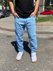 Jean Mom Liso Celeste