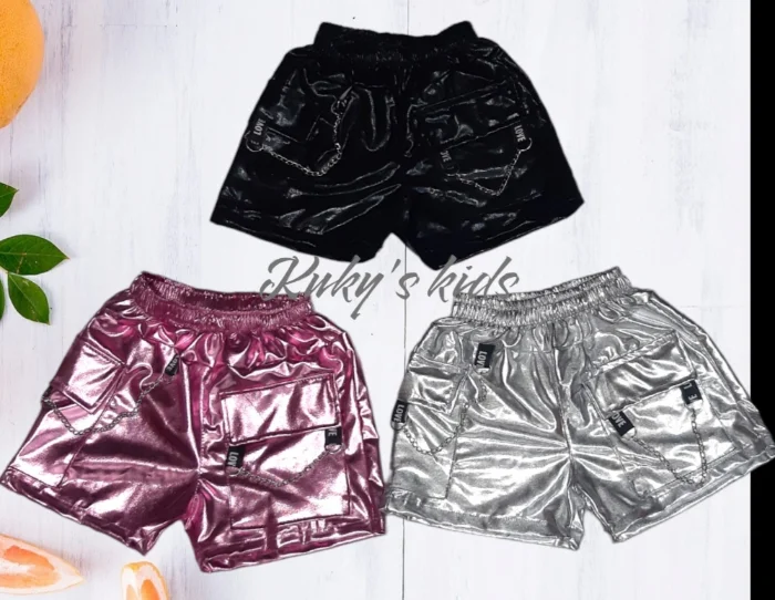 Short Engomado  Metalizado Cargo Nena